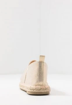 Even&Odd Mujer 2 PACK - Alpargatas - Gold/silver 16 Even&Odd Mujer 2 PACK - Alpargatas - Gold/silver -Even&Odd Ventas 2024 077acd391b15468fba266a1395e988fc