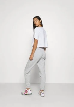 Even&Odd Mujer BASIC REGULAR FIT JOGGERS - Pantalones Deportivos - Mottled Light Grey 9 Even&Odd Mujer BASIC REGULAR FIT JOGGERS - Pantalones Deportivos - Mottled Light Grey -Even&Odd Ventas 2024 336889155a7c454bbd3ee265f4c31550
