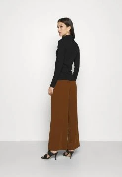 Even&Odd Mujer 2 PACK - Camiseta De Manga Larga - Black/white 11 Even&Odd Mujer 2 PACK - Camiseta De Manga Larga - Black/white -Even&Odd Ventas 2024 44710dcf30e64771998203f4f326a643