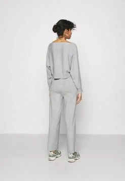 Even&Odd Mujer SET BAT SHAPE LOUNGE - Jersey De Punto - Mottled Light Grey -Even&Odd Ventas 2024 4a660d3565654a12ad89e6335089918a