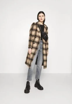 Even&Odd Mujer Camiseta Estampada - Black 10 Even&Odd Mujer Camiseta Estampada - Black -Even&Odd Ventas 2024 4cf1caaac97842429ffca0ae8d8cd8d2