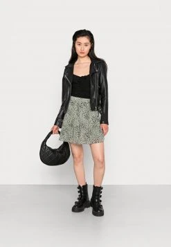 Even&Odd Mujer Top - Black -Even&Odd Ventas 2024 53ee0b10bcdf496fb5aab2fc08781eb3