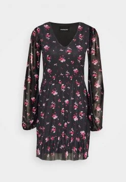 Even&Odd Mujer CINTERED V NECK ALL OVER MESH MINI VOLANT DRESS - Vestido Informal - Black/red -Even&Odd Ventas 2024 5781aa4a29ff4611a021527f3430fc60