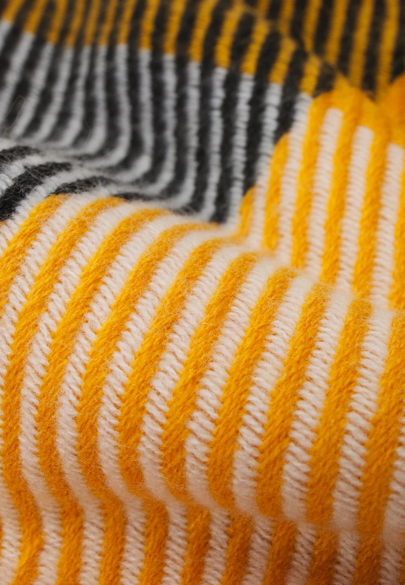 Even&Odd Bufanda - Yellow/red, Mujer 6 Even&Odd Bufanda - Yellow/red, Mujer - Imagen 4