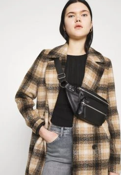 Even&Odd Mujer Camiseta Estampada - Black 13 Even&Odd Mujer Camiseta Estampada - Black -Even&Odd Ventas 2024 77f8d28a2e9d4ed0a635b217493b61ba