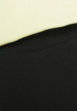 Even&Odd LEGGING AND CYCLE SHORT SET - Shorts - Black, Mujer -Even&Odd Ventas 2024 791824209d574af49cf6a7add1f77a33