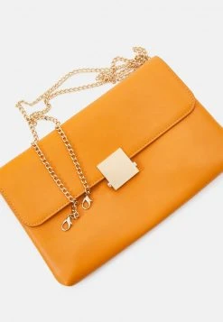 Even&Odd Mujer Clutch - Orange 11 Even&Odd Mujer Clutch - Orange -Even&Odd Ventas 2024 804b0b4bd84041fbadfbdf817aff1bd7