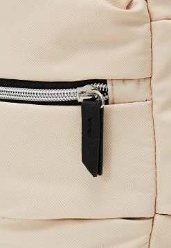 Even&Odd Mujer Mochila - Beige/black 15 Even&Odd Mujer Mochila - Beige/black -Even&Odd Ventas 2024 883e562b9f08470a9c3e3ba1ad08b44b