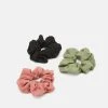 Even&Odd Mujer 3 PACK - Hair Styling Accessory - Pink/khaki/black 2 Even&Odd Mujer 3 PACK - Hair Styling Accessory - Pink/khaki/black -Even&Odd Ventas 2024 93d3e0ed6cf7453aa04926527a6e0132