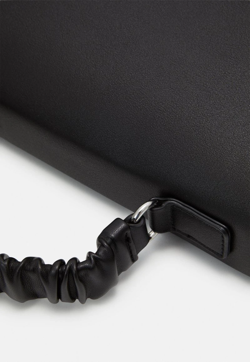 Even&Odd Mujer Funda Para Portátil - Black 6 Even&Odd Mujer Funda Para Portátil - Black - Imagen 4