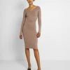 Even&Odd Mujer KNIT V NECK MIDI BODYCON DRESS - Vestido De Tubo - Taupe 1 Even&Odd Mujer KNIT V NECK MIDI BODYCON DRESS - Vestido De Tubo - Taupe -Even&Odd Ventas 2024 b6e492f6b4c746c1a67468d1e7cfaa2f
