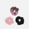 Even&Odd Mujer 3 PACK - Hair Styling Accessory - Black/pink 2 Even&Odd Mujer 3 PACK - Hair Styling Accessory - Black/pink -Even&Odd Ventas 2024 c1c5e4b598d34b368845332cbcf98cc0