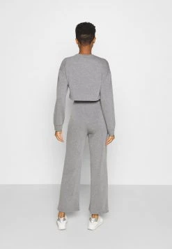 Even&Odd Mujer SWEAT SET WIDE LEG TROUSER - Chándal - Mottled Grey 10 Even&Odd Mujer SWEAT SET WIDE LEG TROUSER - Chándal - Mottled Grey -Even&Odd Ventas 2024 d805cb4f1ce14b00bddcd4c658d8444d