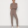 Even&Odd Mujer JUMPER & PANT SET - Jersey De Punto - Taupe 1 Even&Odd Mujer JUMPER & PANT SET - Jersey De Punto - Taupe -Even&Odd Ventas 2024 df9b295959994302bc5f6eeaf57e96e1