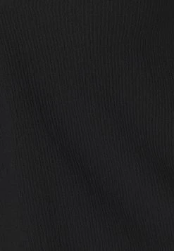 Even&Odd Mujer Top - Black 14 Even&Odd Mujer Top - Black -Even&Odd Ventas 2024 f2f5cdfea980496183542788c108b8d9